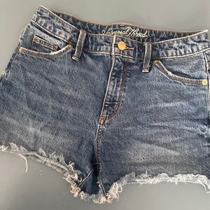 Universal thread Jean shorts